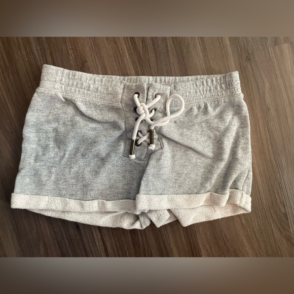 No Boundaries Gray Athletic Shorts with Drawstring Waist size S - Picture 1 of 4